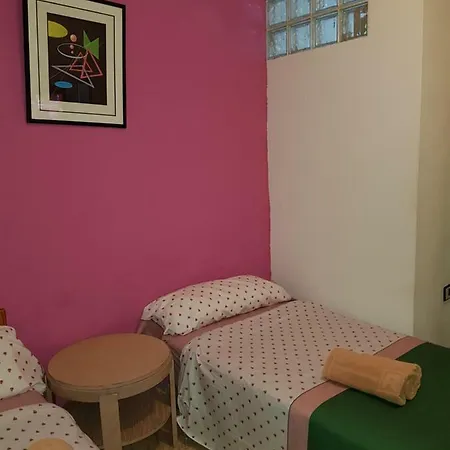 Playa Ingles Patronato 1c Bed & Breakfast *